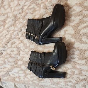 Juicy Couture Serena three Buckle Platform Moto Boots 8 M